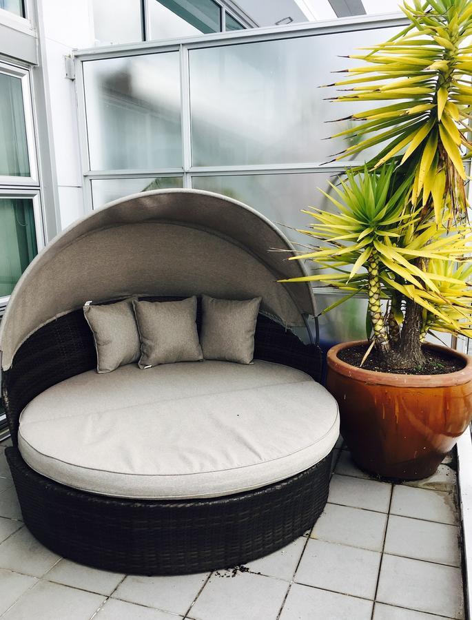 3 Bedroom Penthouse With Fabulous Views Auckland Exterior photo