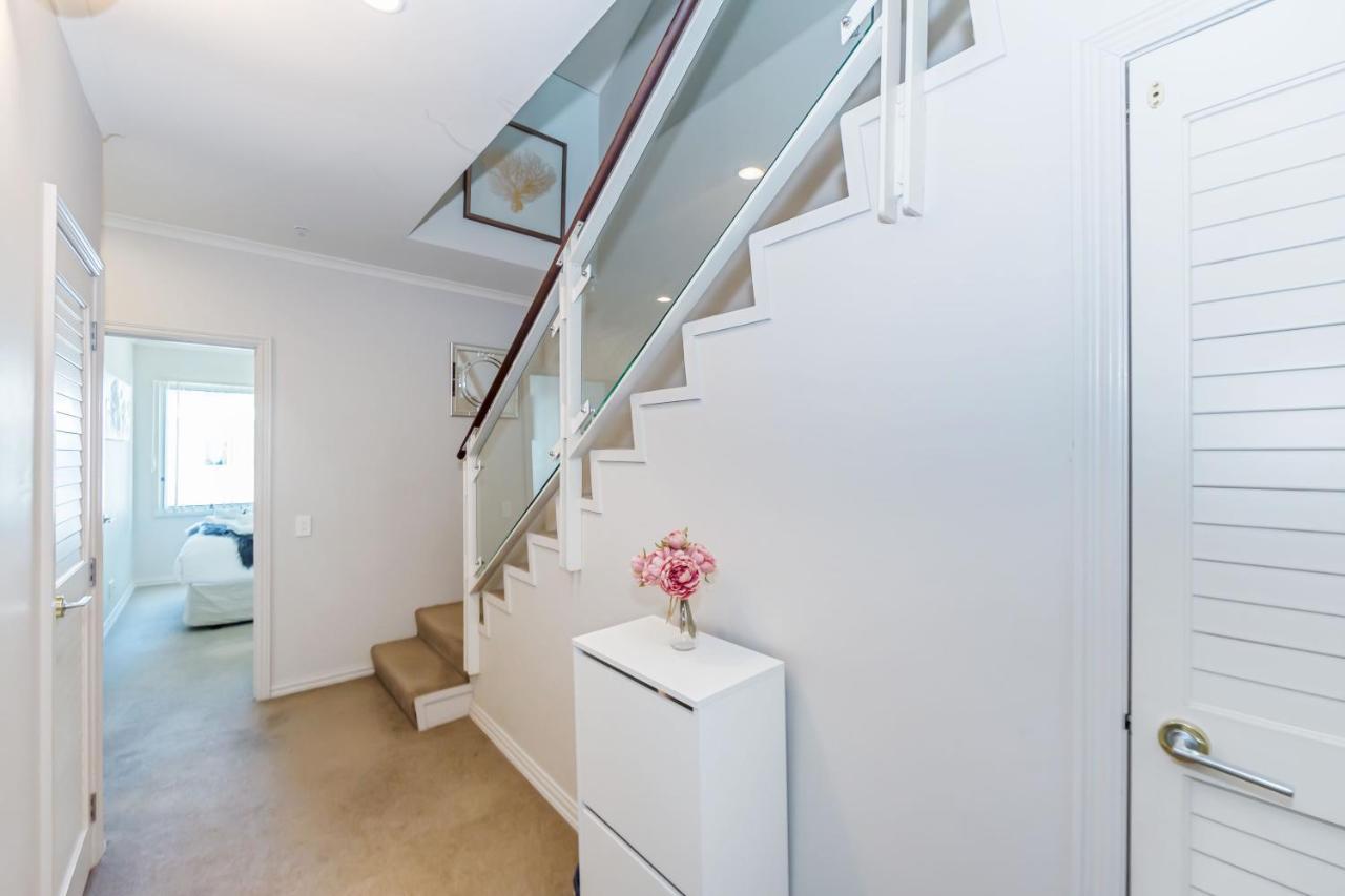 3 Bedroom Penthouse With Fabulous Views Auckland Exterior photo